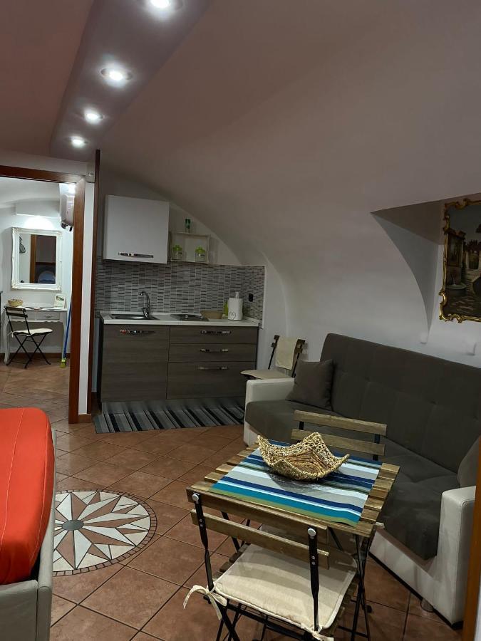 Home In Love: Balconcino Spaccanapoli Luaran gambar